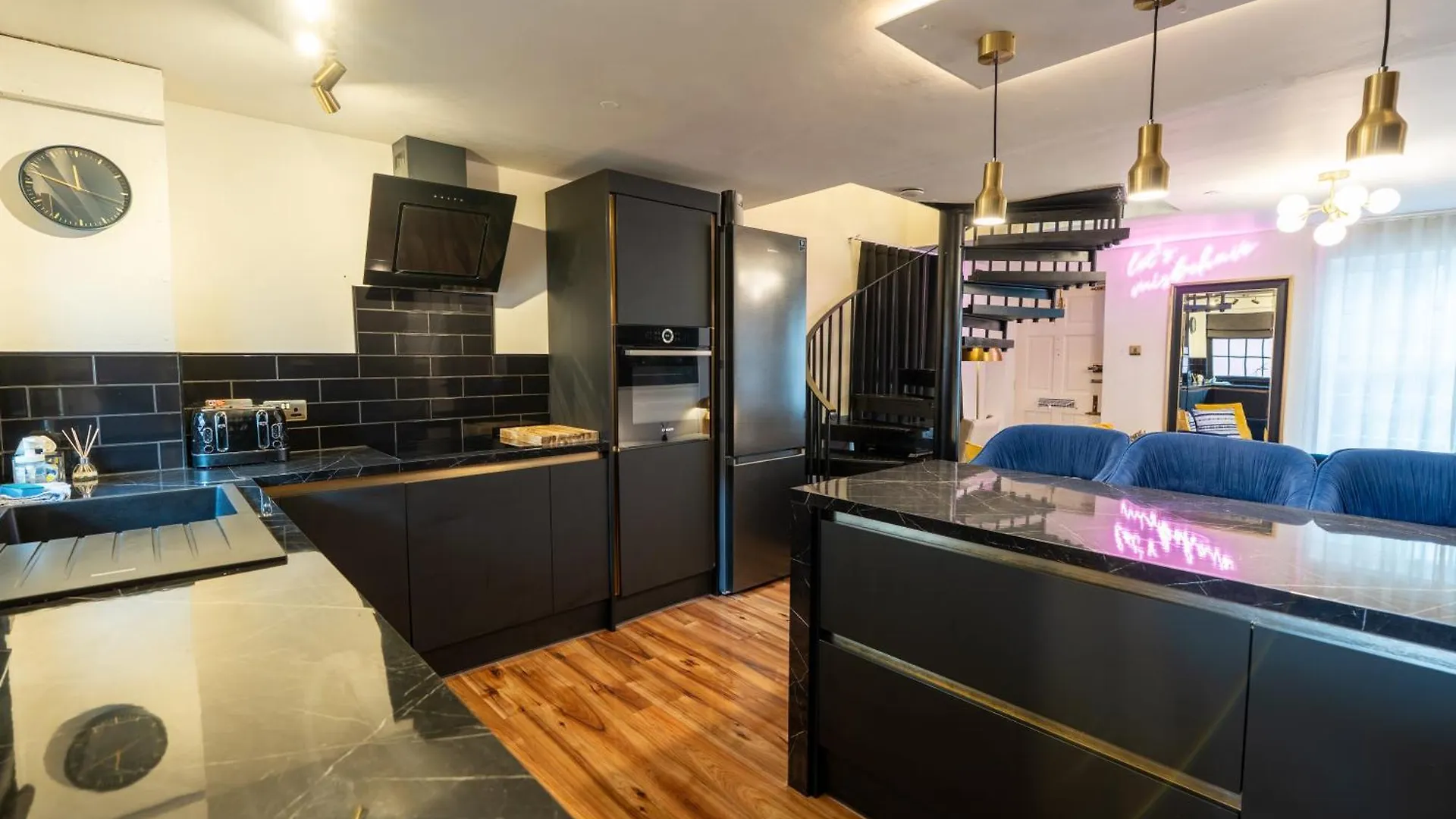 Stunning 2 Bed Apartment, In The Heart Of Exeter! 0*, Exeter United Kingdom