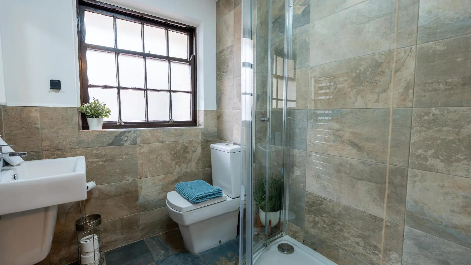 Stunning 2 Bed Apartment, In The Heart Of Exeter! 0*, Exeter