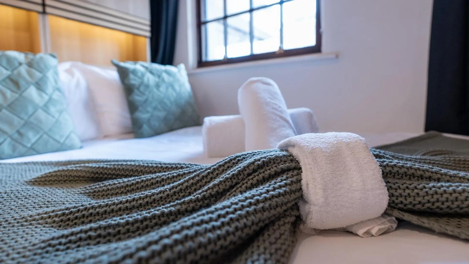 Stunning 2 Bed Apartment, In The Heart Of Exeter! Apartment